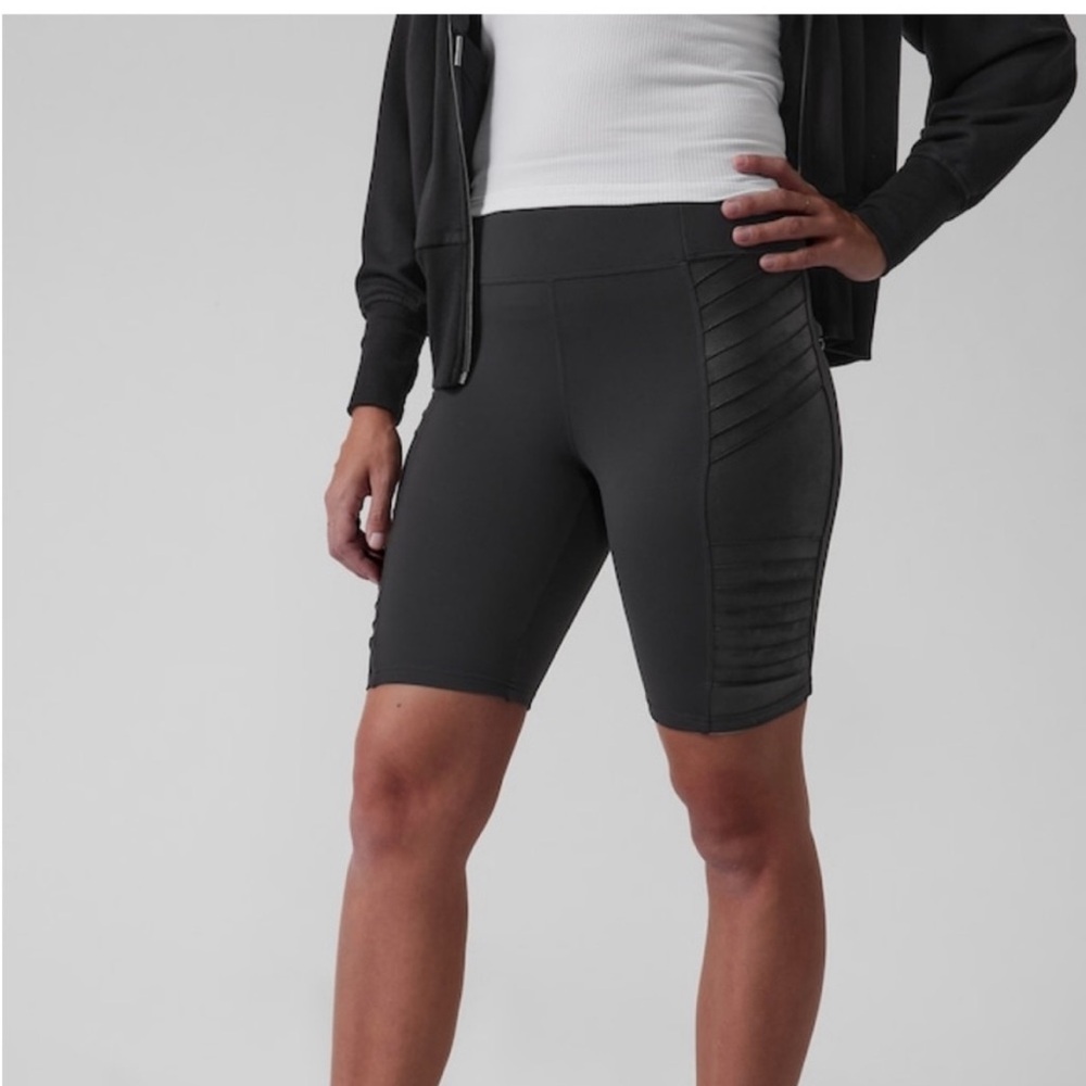 NWT Athleta Delancey Moto Shorts | XS